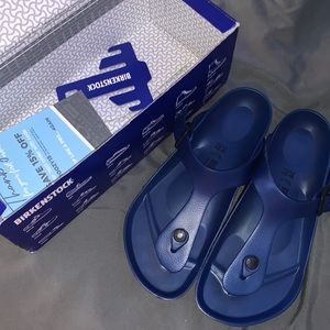 NWT Birkenstock vegan gizeh essentials sandals